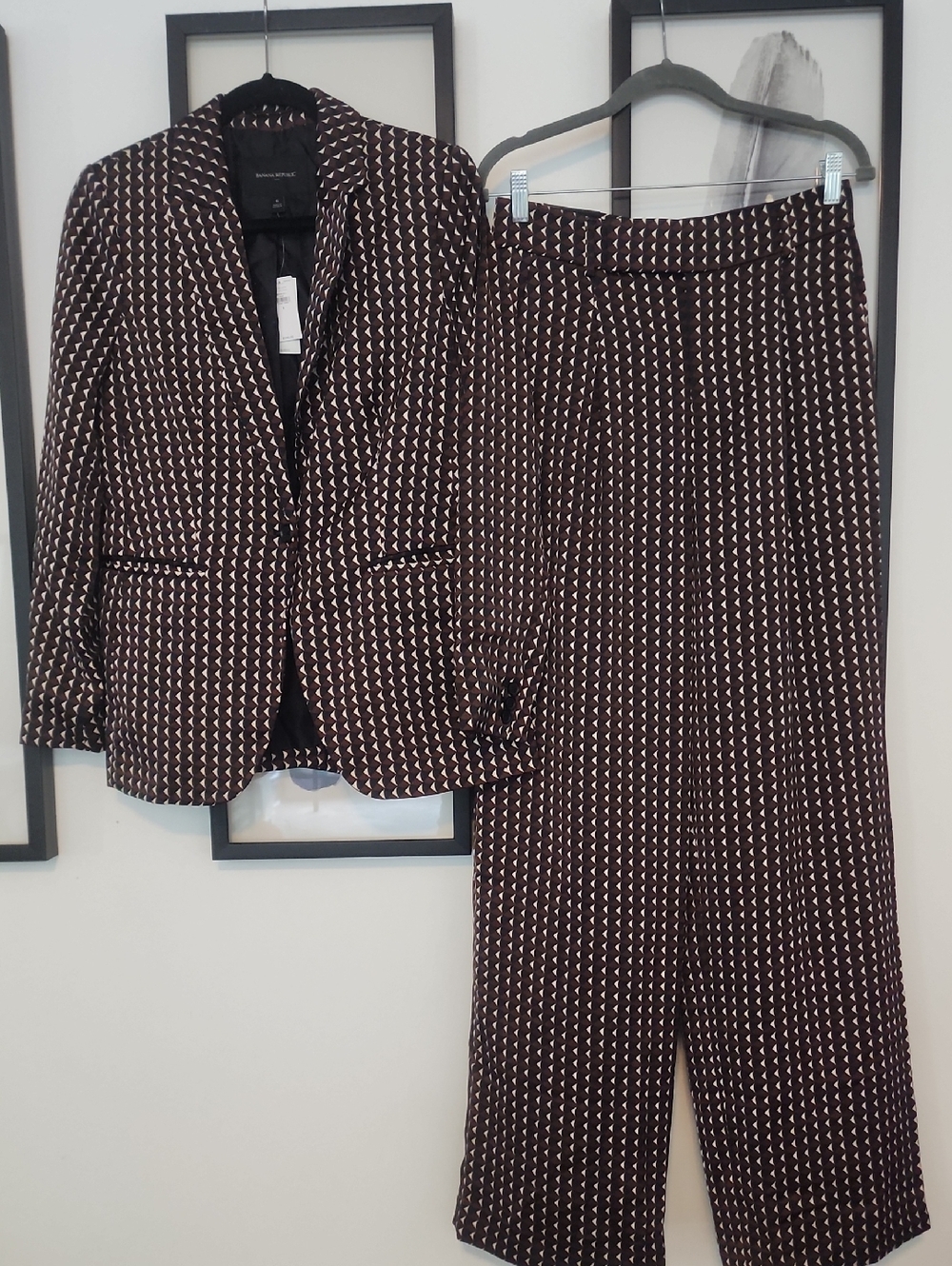 Banana Republic Geometric Two-Piece Blazer & Wide-Leg Pants